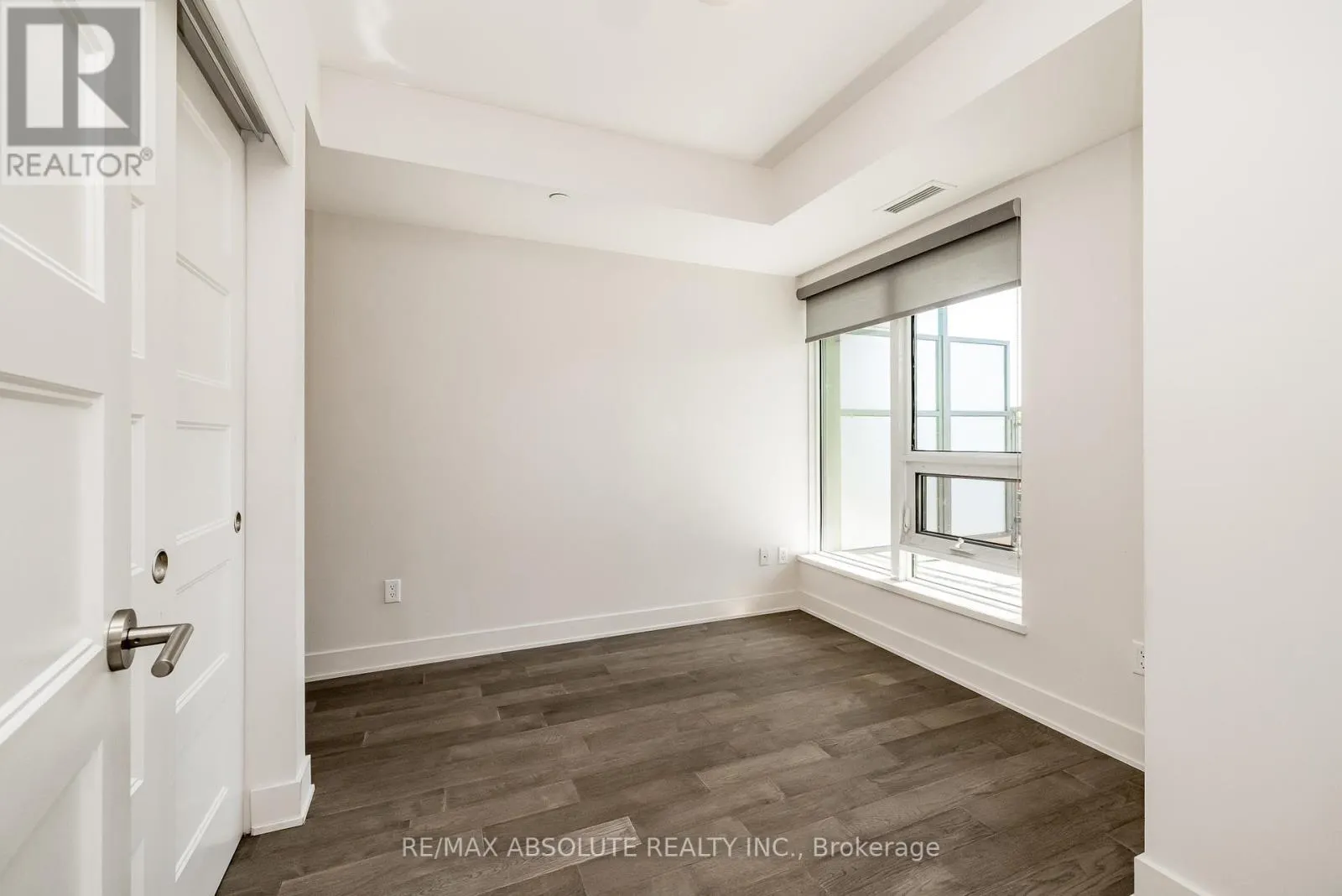 209 - 411 MACKAY STREET