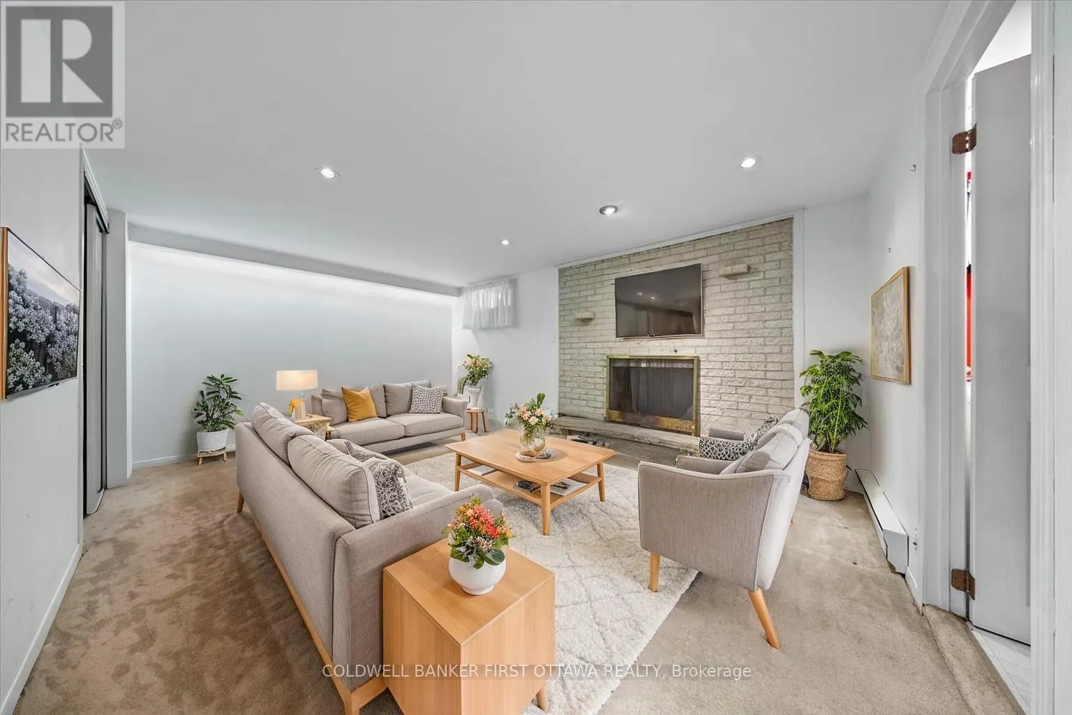2326 HARDING ROAD