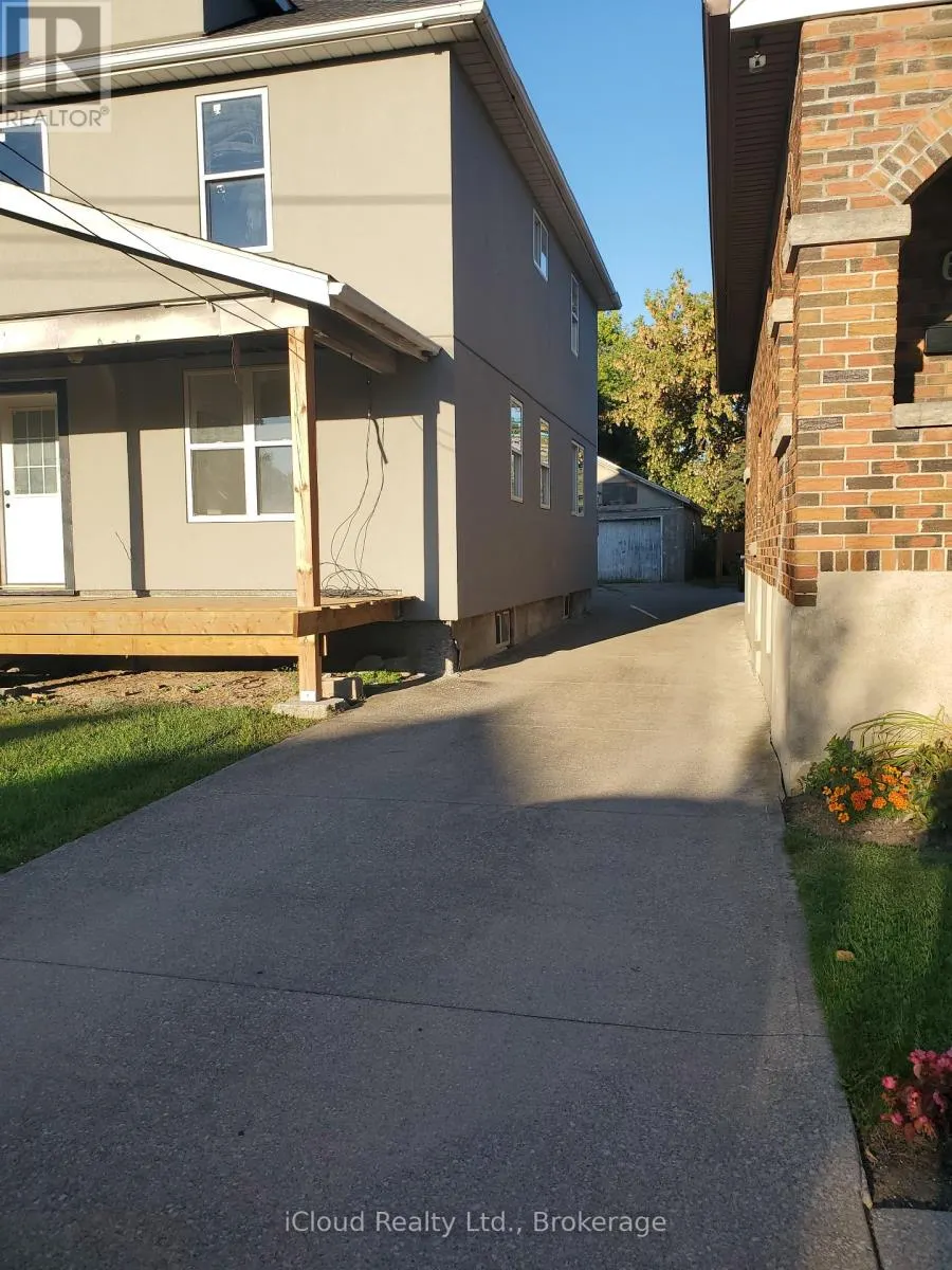 62 CURRIE STREET