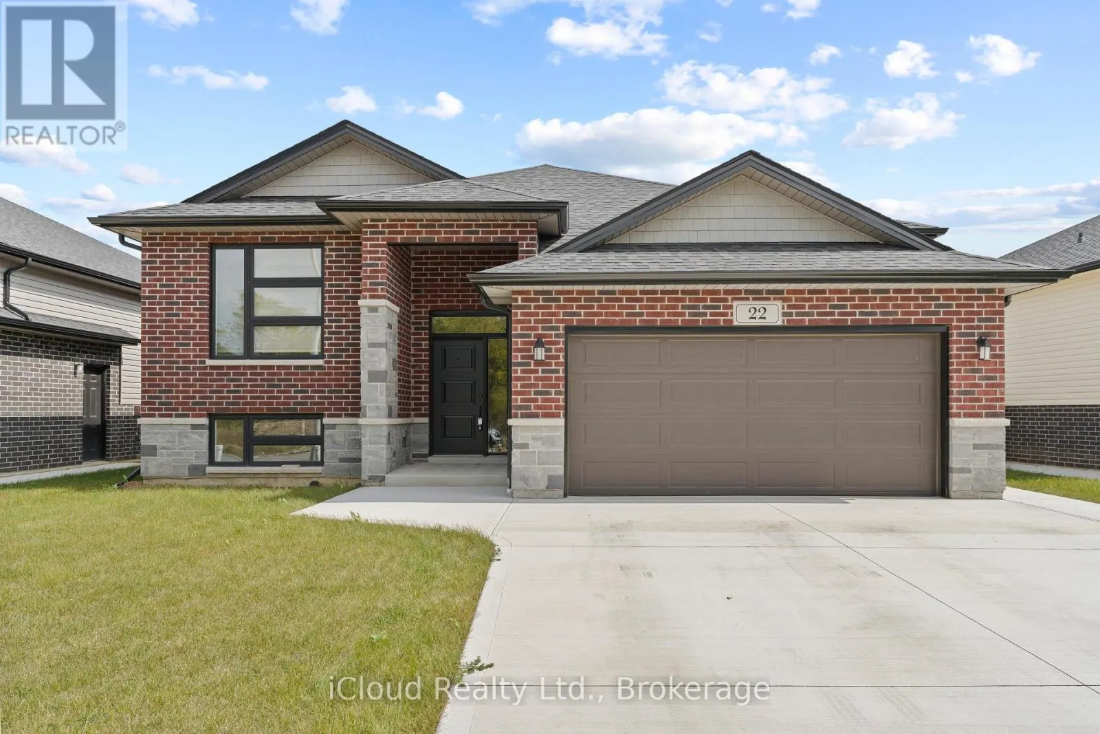 22 KINGSBRIDGE DRIVE