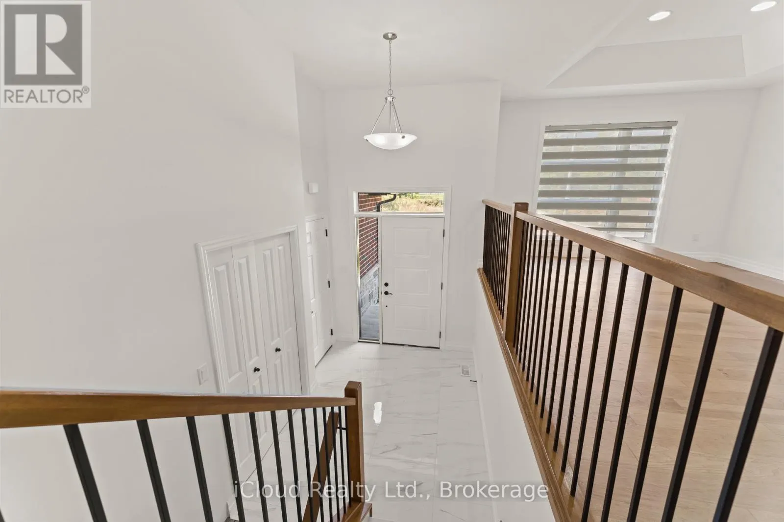 22 KINGSBRIDGE DRIVE