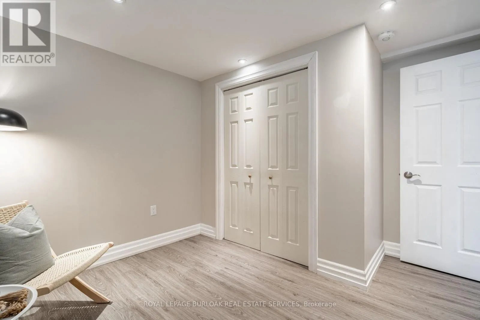 LOWER - 34 BRIARWOOD CRESCENT