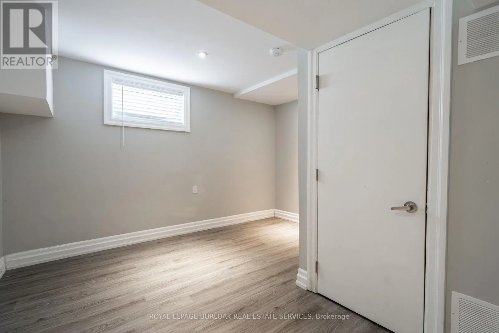 LOWER - 34 BRIARWOOD CRESCENT
