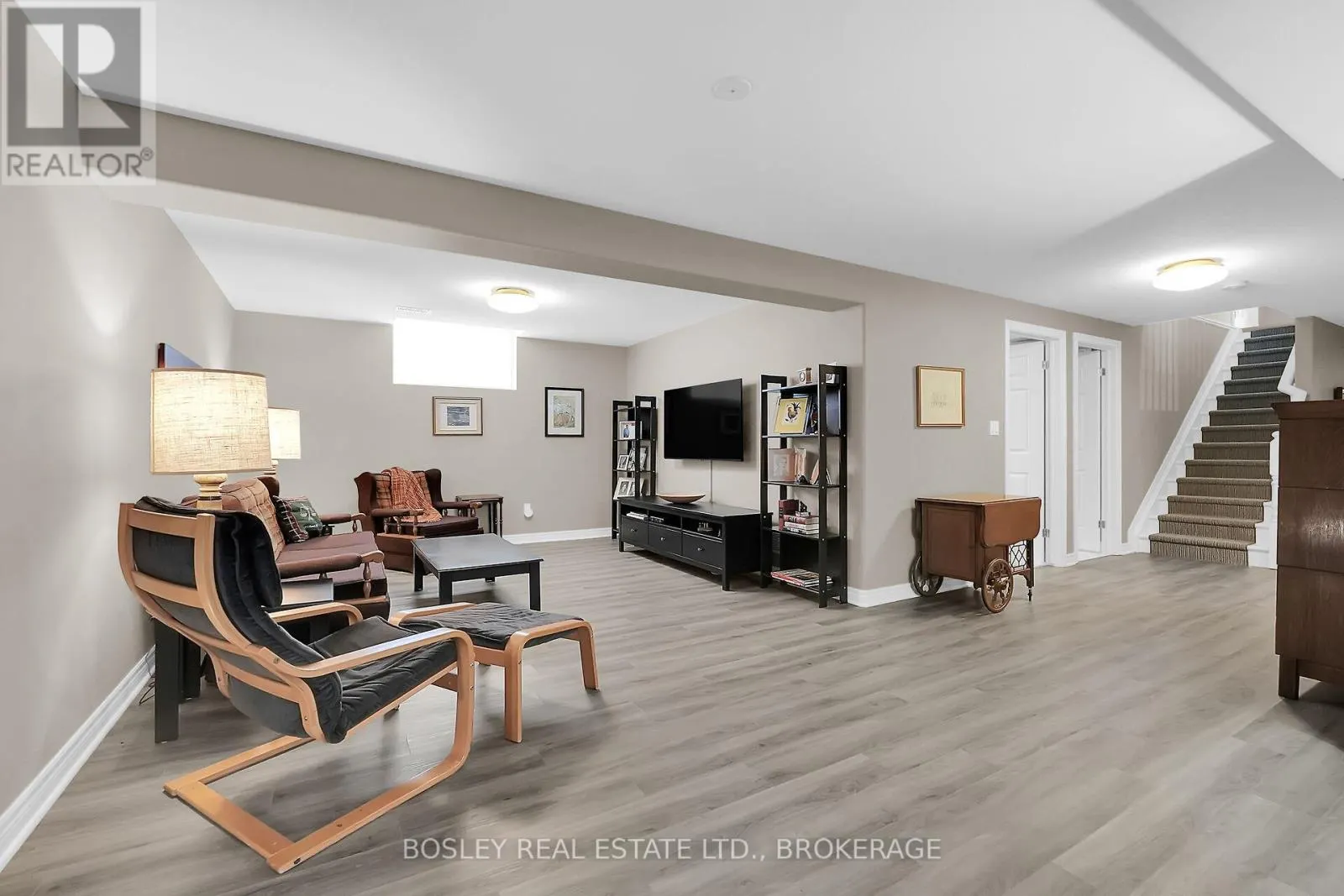 43 LORETTA DRIVE