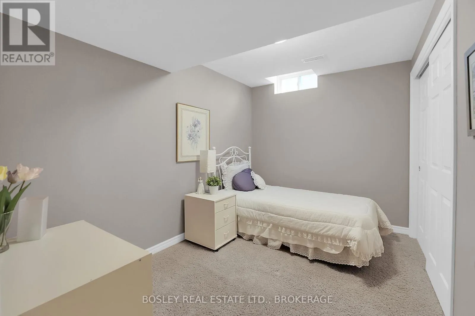 43 LORETTA DRIVE