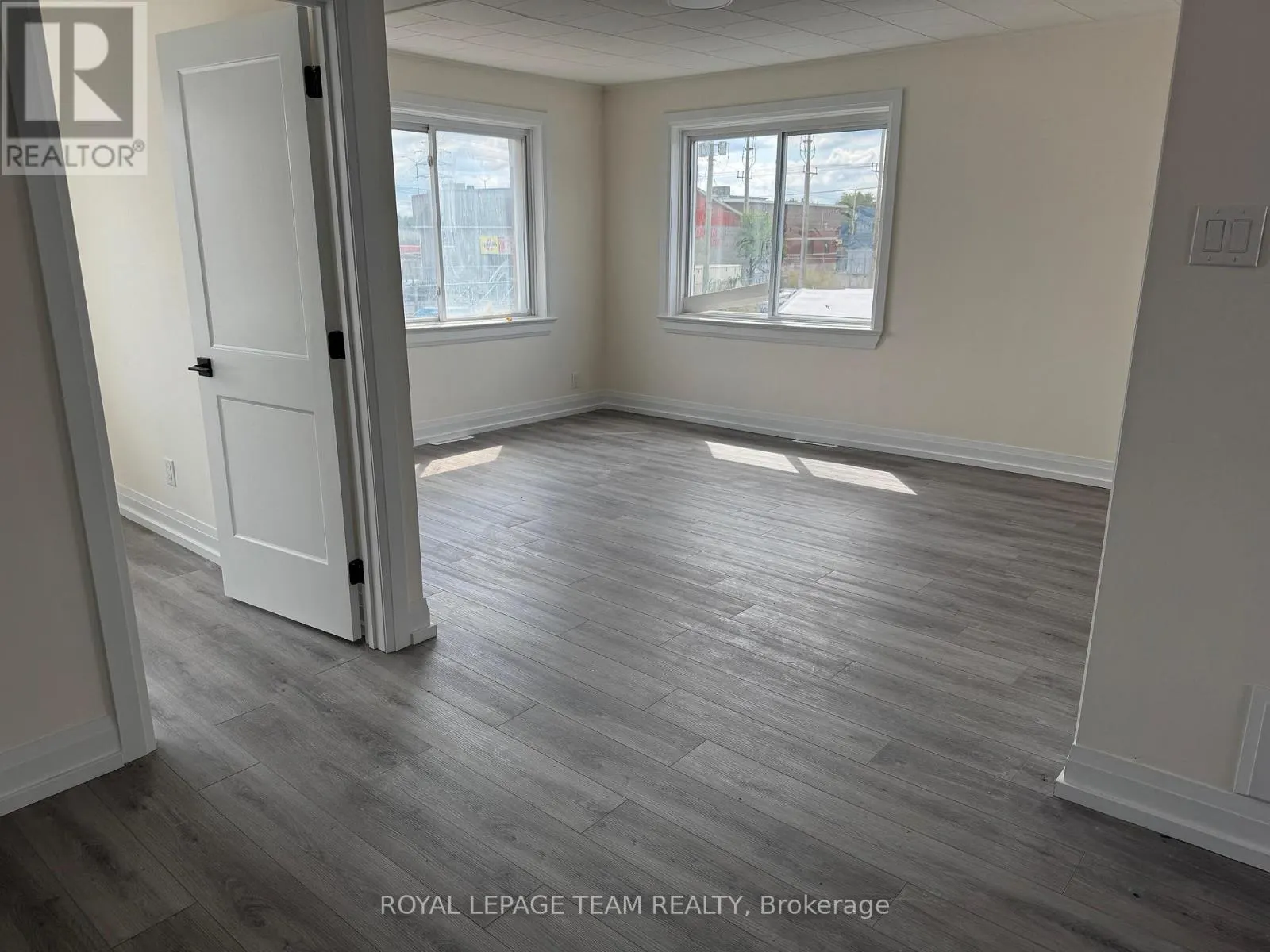 1 - 874 CLYDE AVENUE