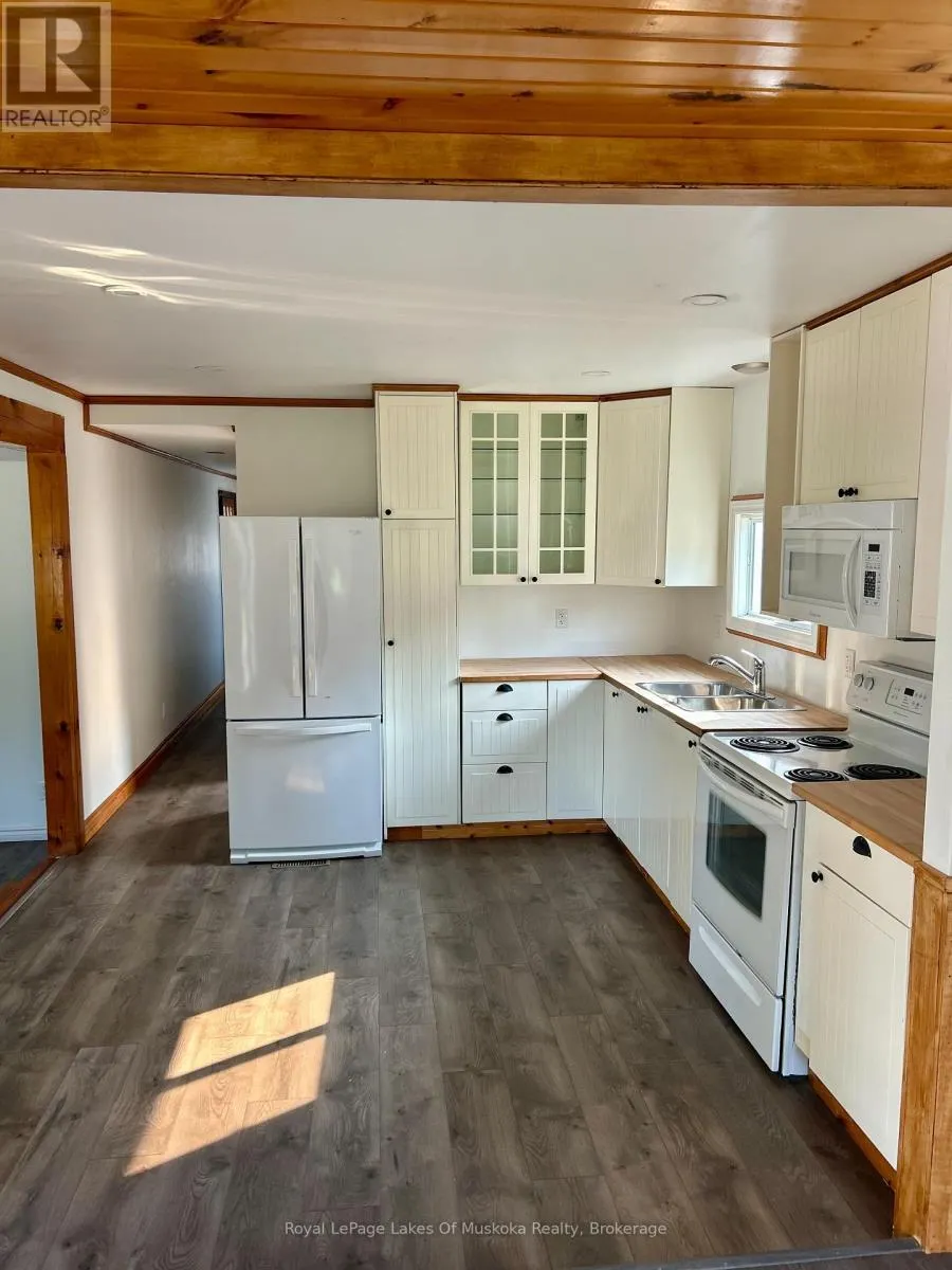 8 - 1701 HIGHWAY 11, #8