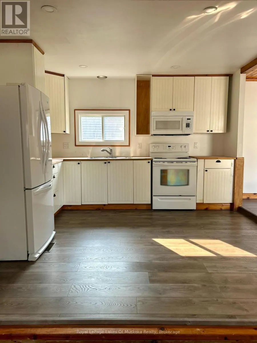 8 - 1701 HIGHWAY 11, #8