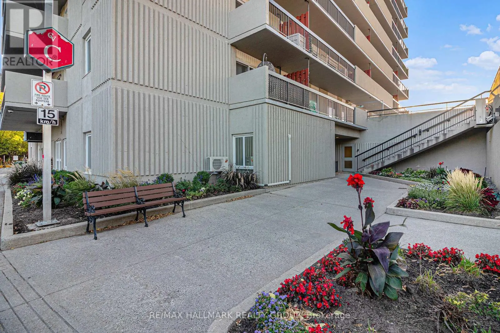 PH1 - 158C MCARTHUR AVENUE