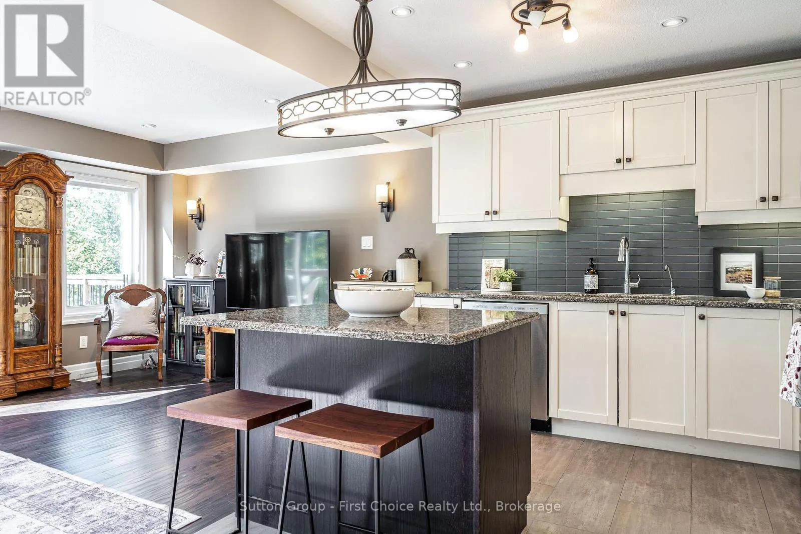 6 - 55 HARRISON STREET, #6