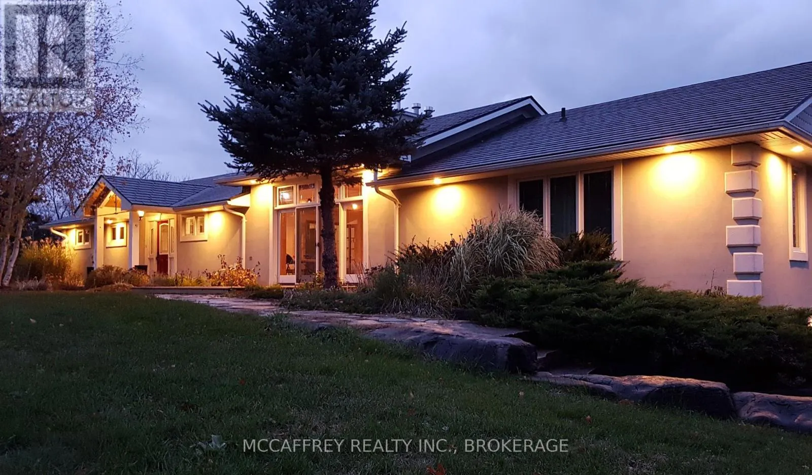 898 COUNTY ROAD 12