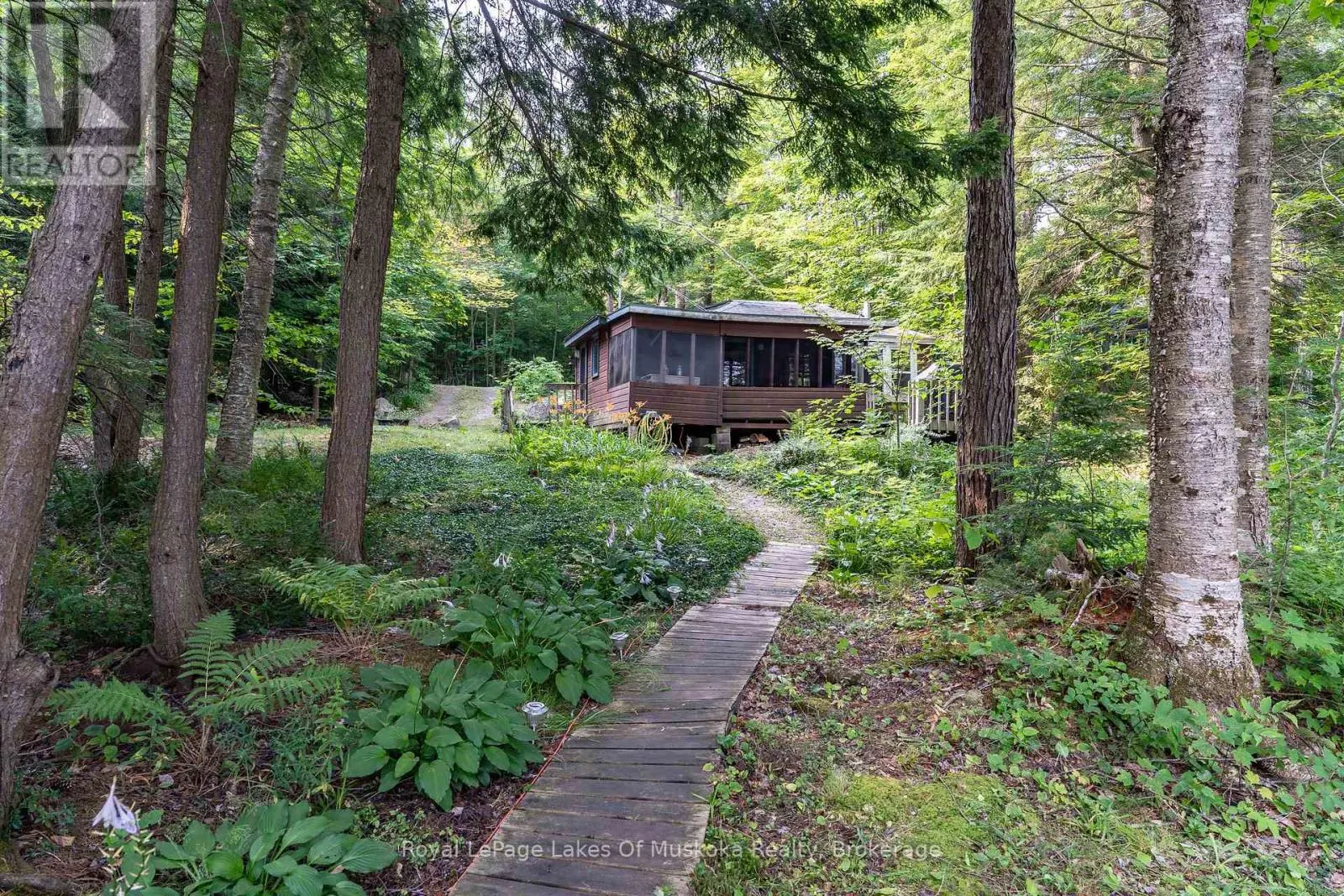 1072 LONG LAKE ROAD