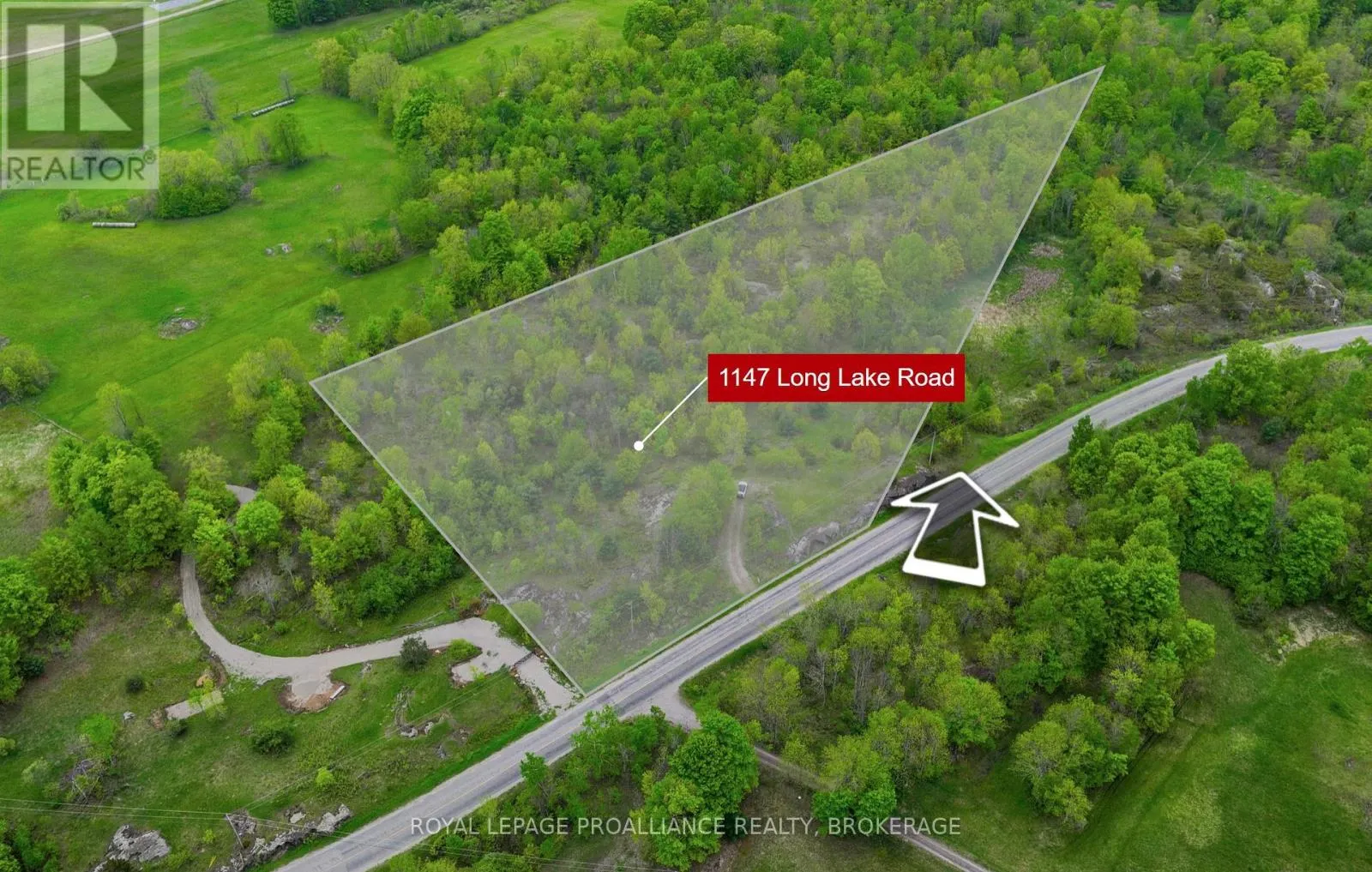 1147 LONG LAKE ROAD