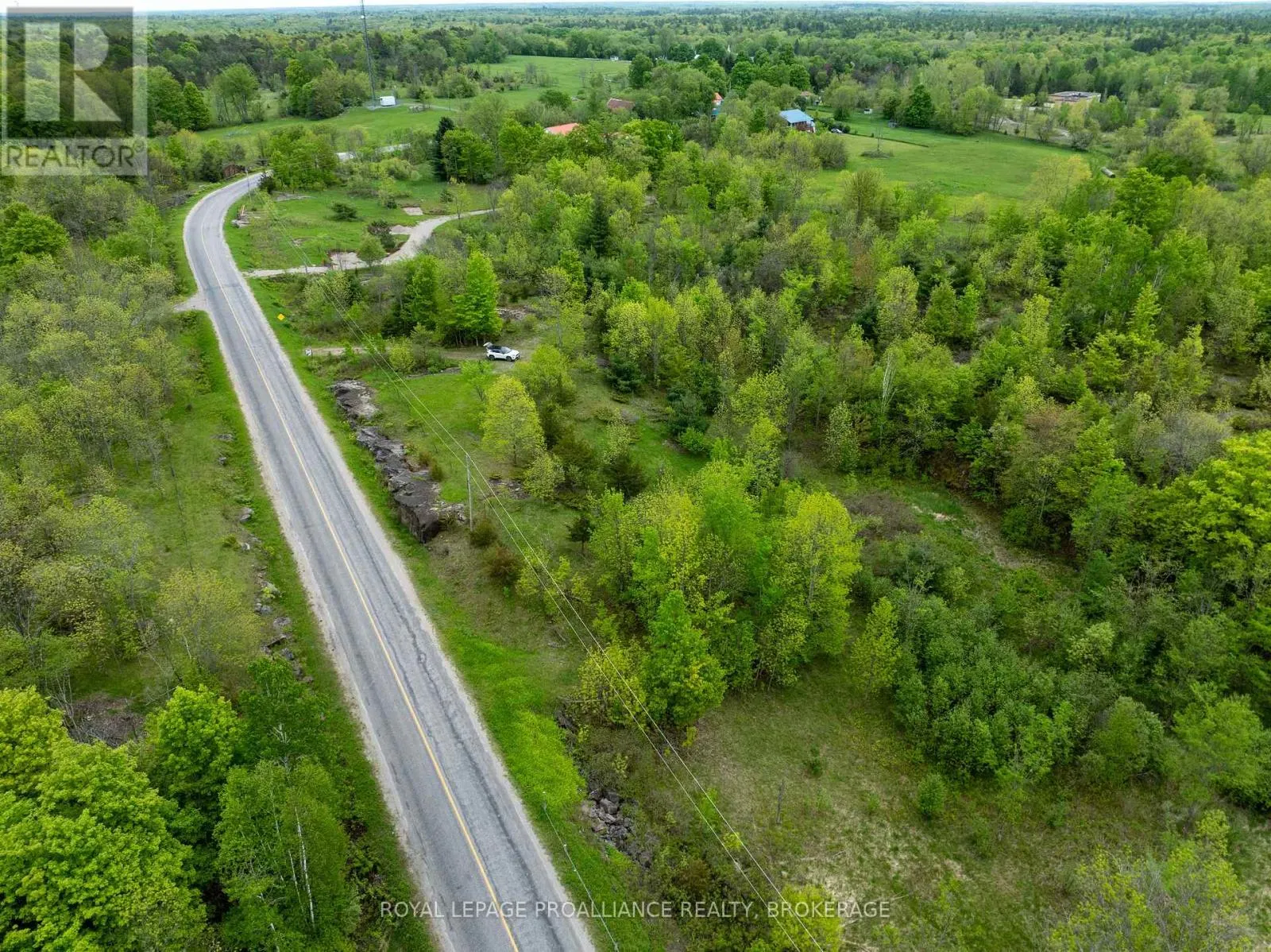 1147 LONG LAKE ROAD