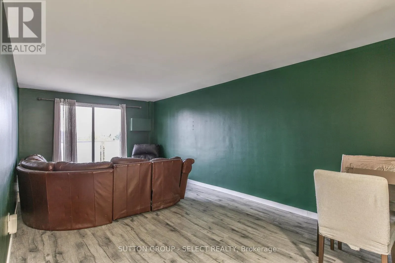 409 - 583 MORNINGTON AVENUE, #409
