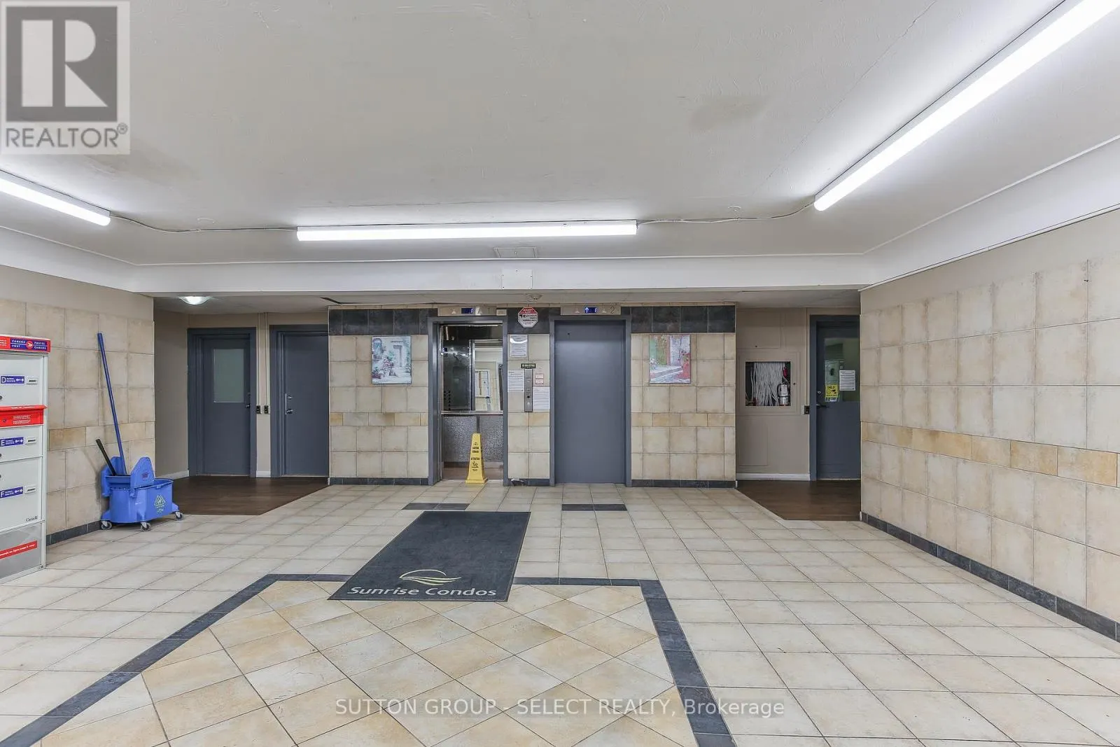 409 - 583 MORNINGTON AVENUE, #409
