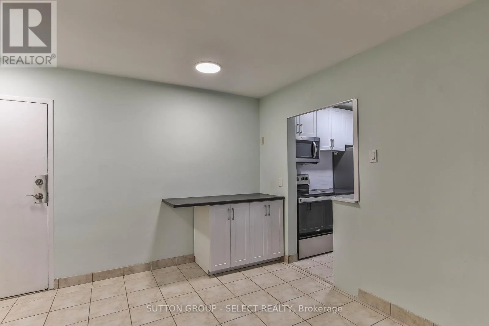 409 - 583 MORNINGTON AVENUE, #409