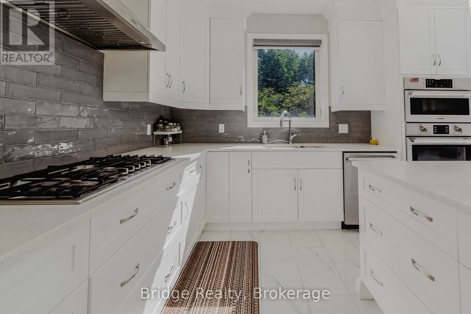 133 BIRDIE COURT E