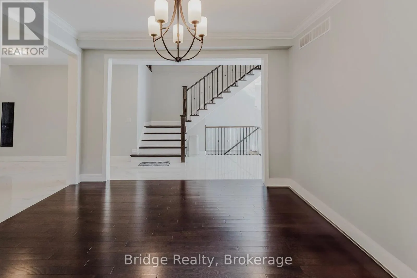 133 BIRDIE COURT E
