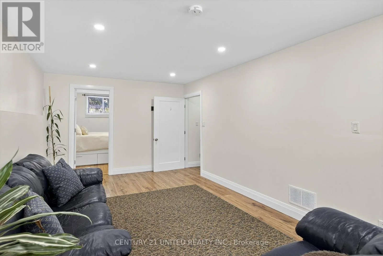 632 OTONABEE DRIVE