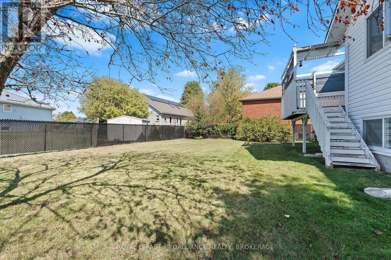 50 DAVEY CRESCENT