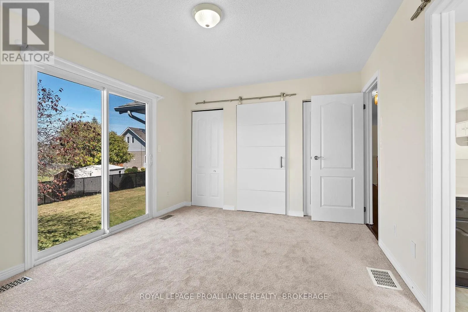 50 DAVEY CRESCENT