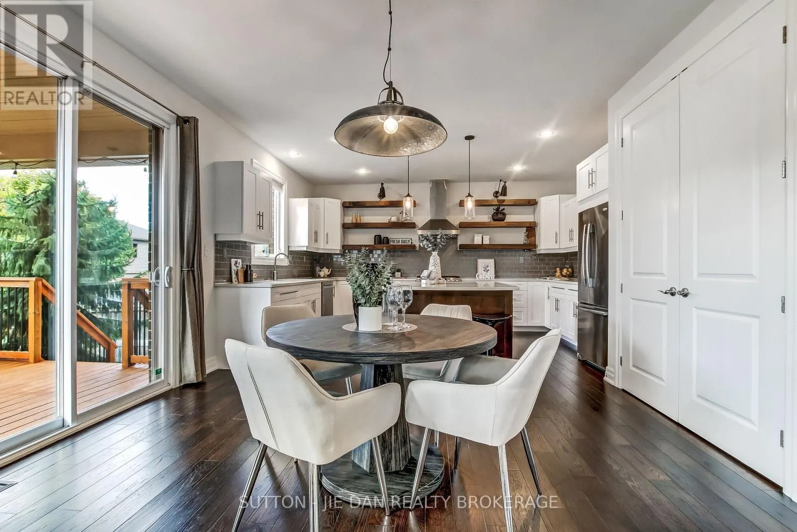 1413 KAINS WOODS TERRACE