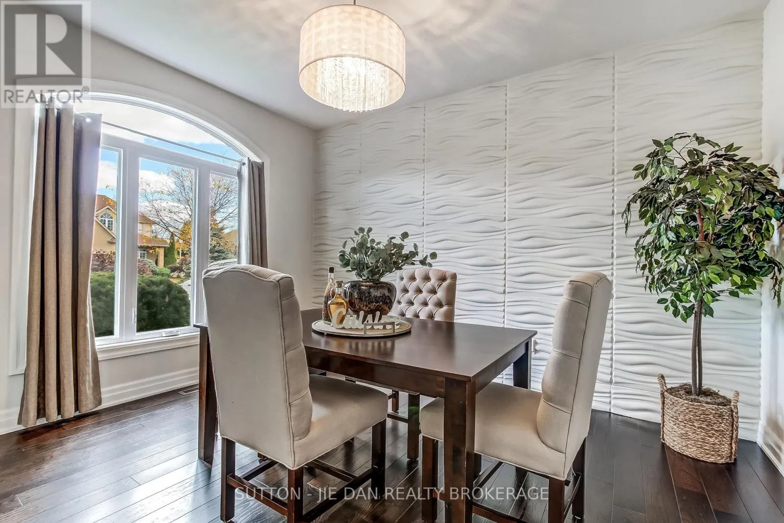 1413 KAINS WOODS TERRACE