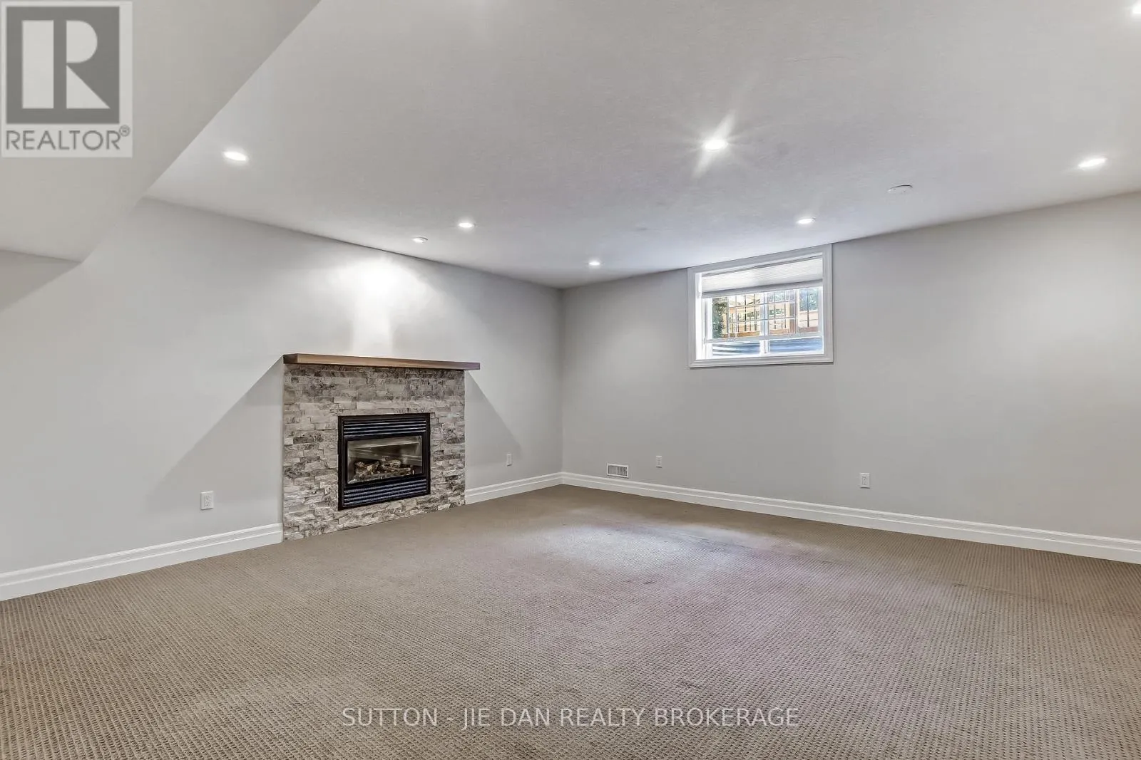 1413 KAINS WOODS TERRACE