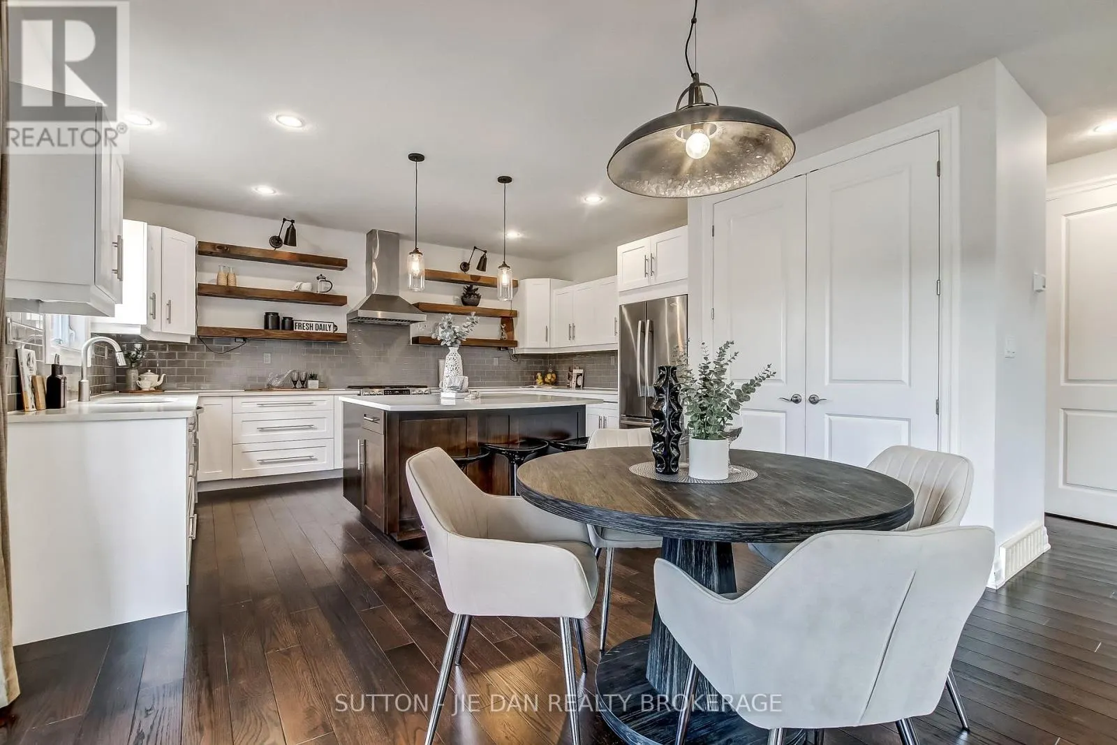 1413 KAINS WOODS TERRACE