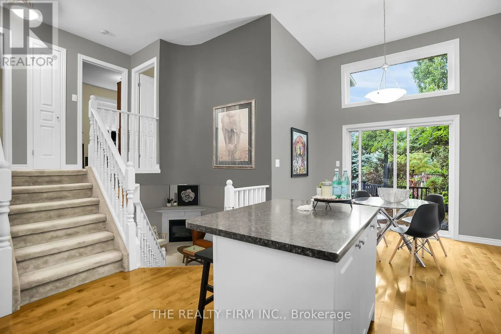 1689 BAYSWATER CRESCENT