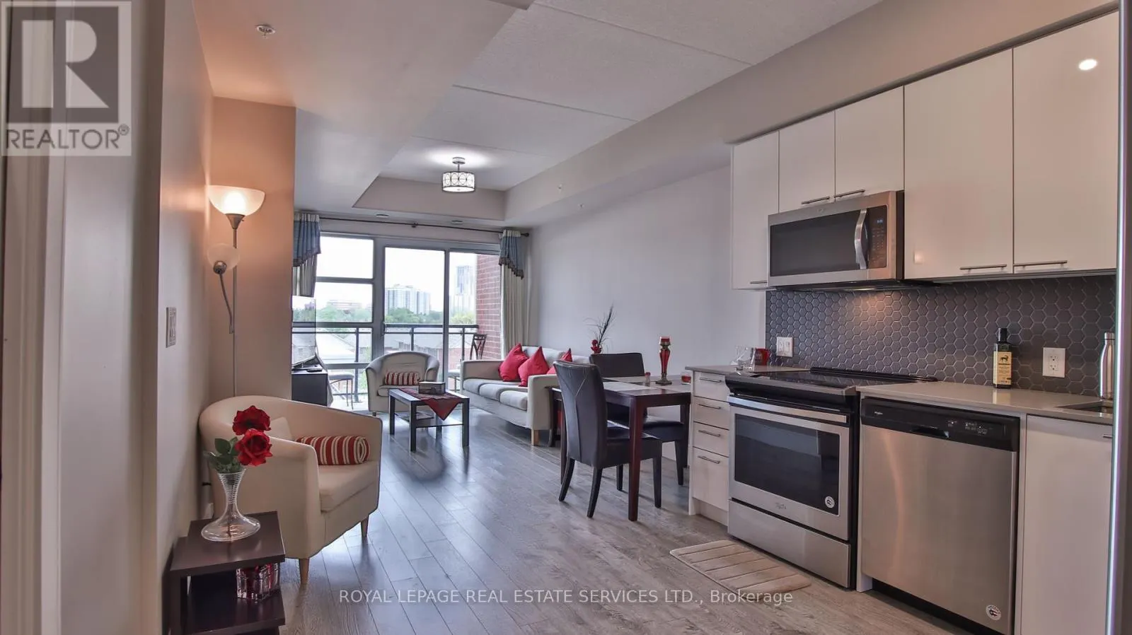 518 - 15 PRINCE ALBERT BOULEVARD