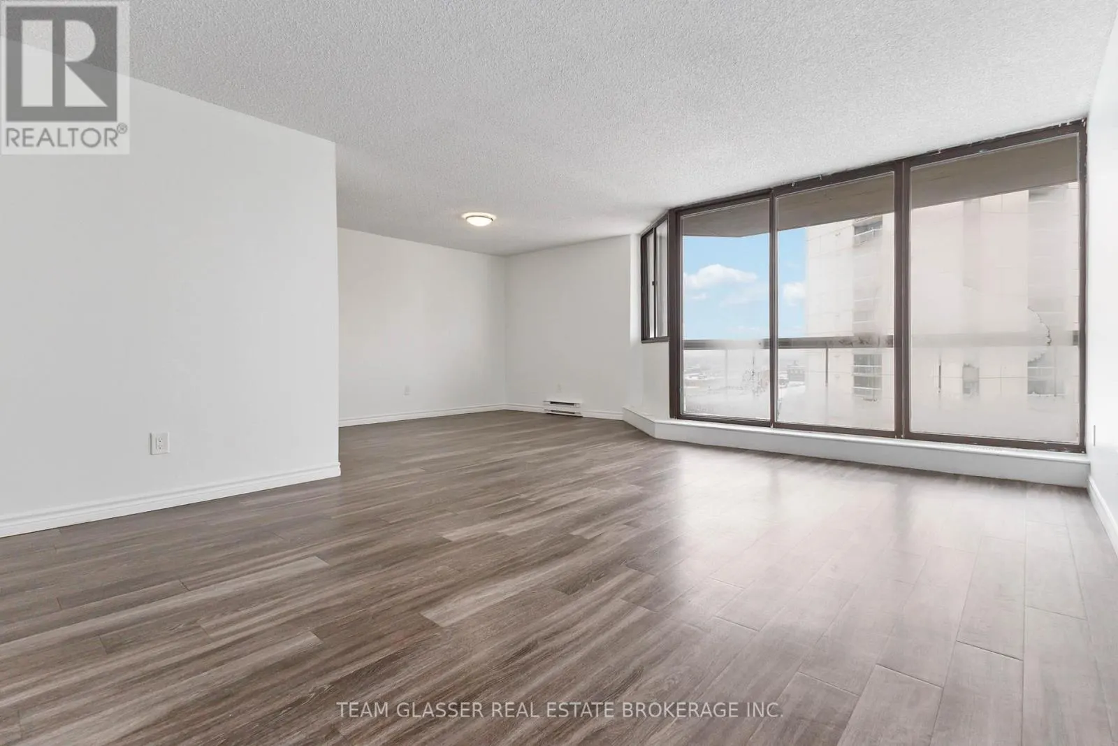 1806 - 340 COLBORNE STREET, #1806