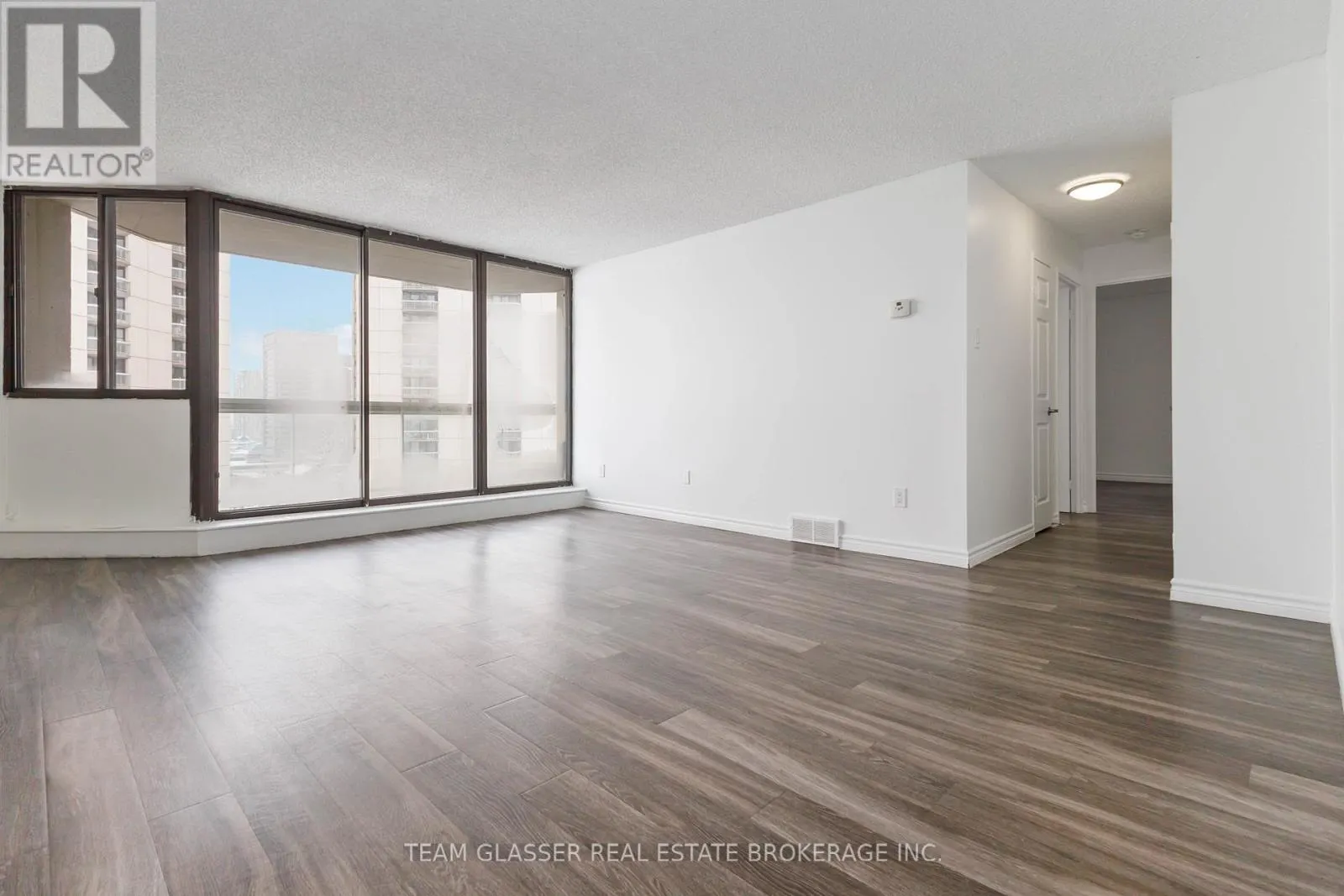 1806 - 340 COLBORNE STREET, #1806