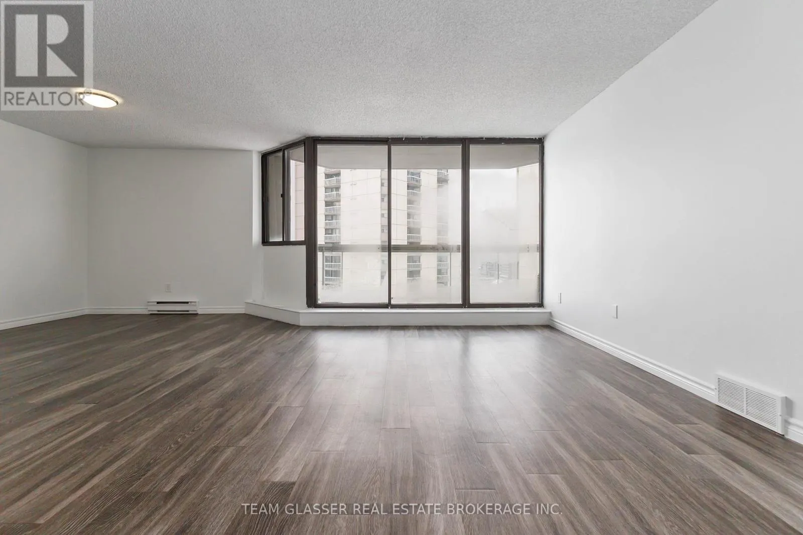 1806 - 340 COLBORNE STREET, #1806