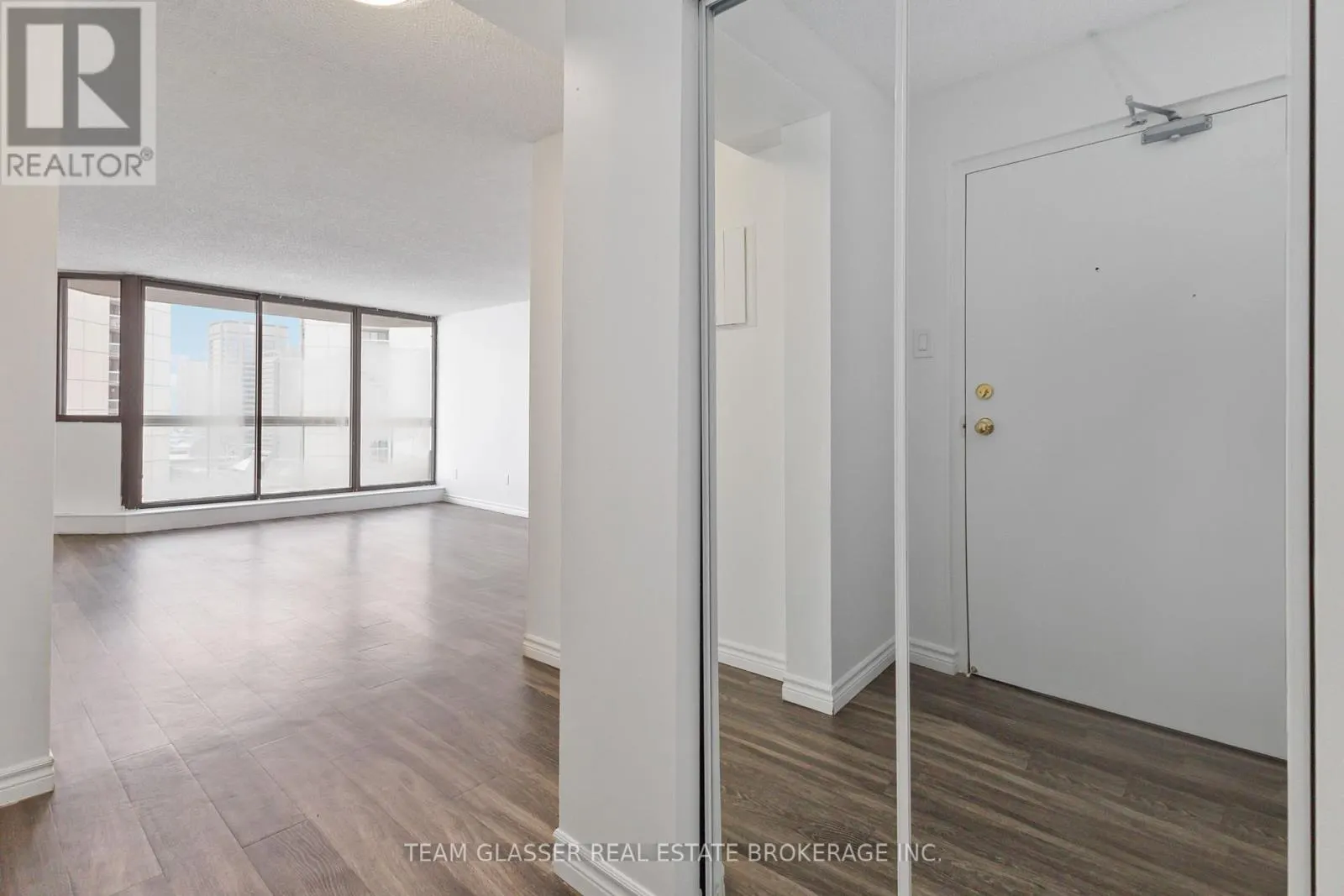 1806 - 340 COLBORNE STREET, #1806