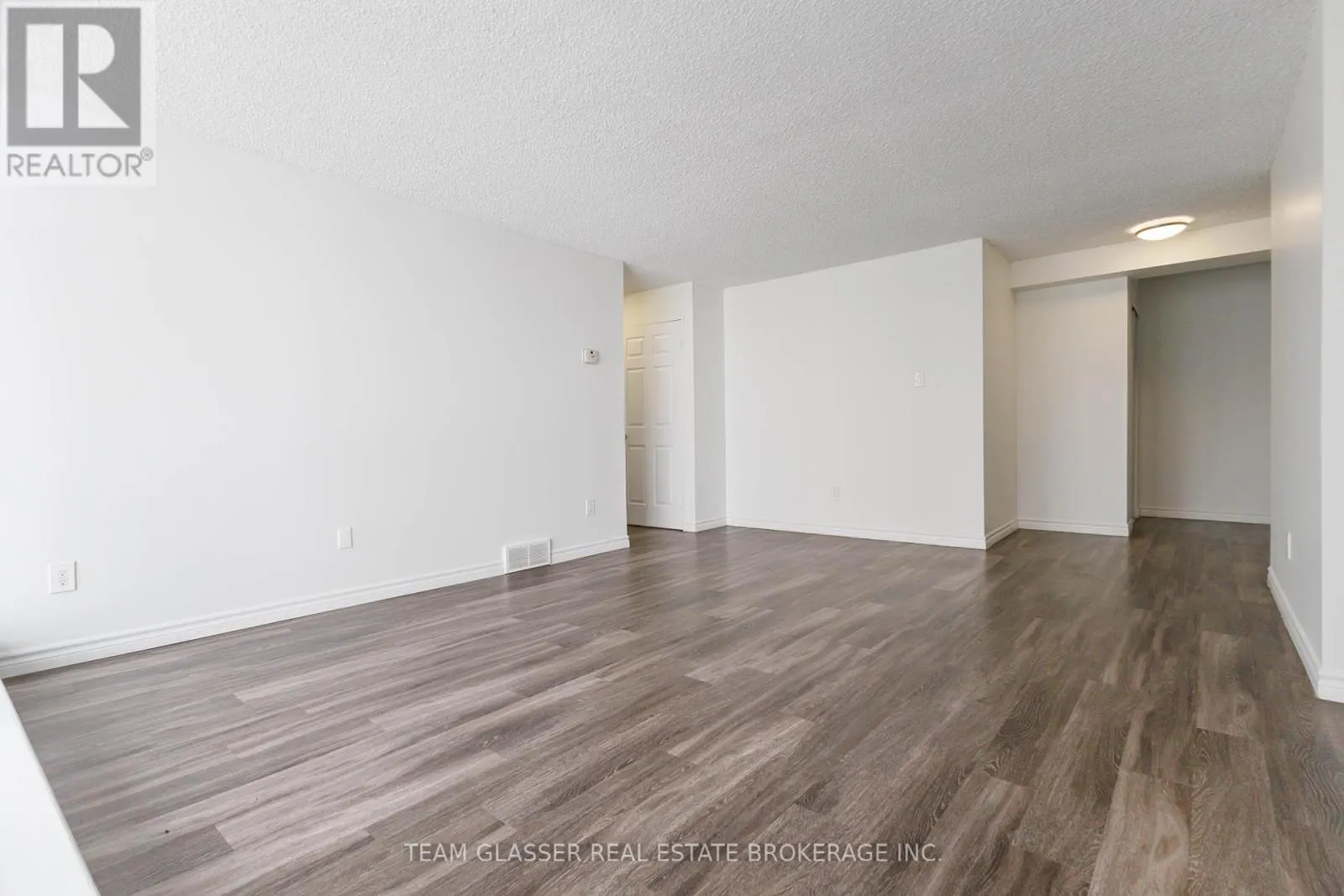 1806 - 340 COLBORNE STREET, #1806