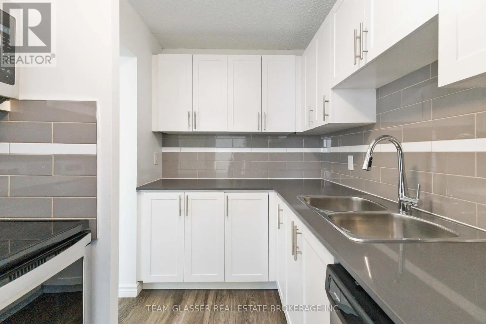 1806 - 340 COLBORNE STREET, #1806