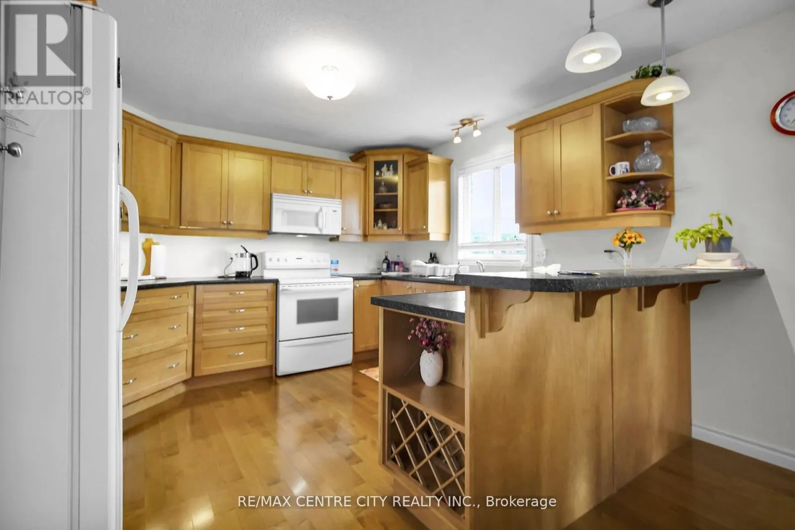 1307 NICOLE AVENUE