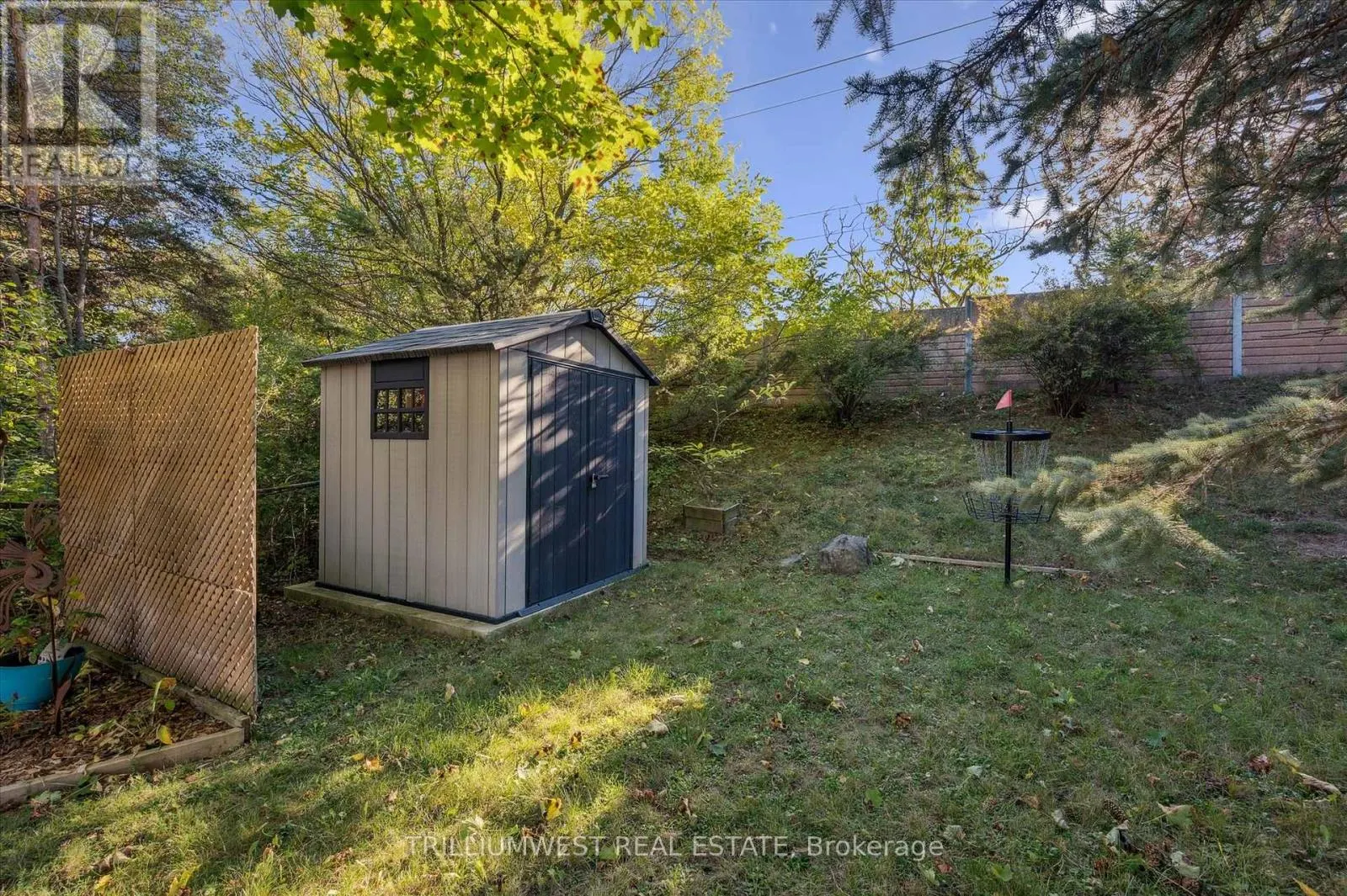 98 SHADELAND CRESCENT