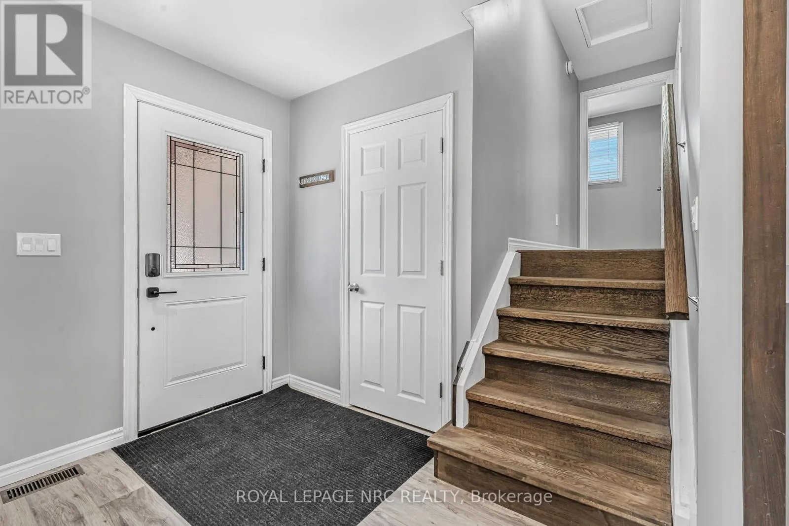 459 LAKEVIEW ROAD