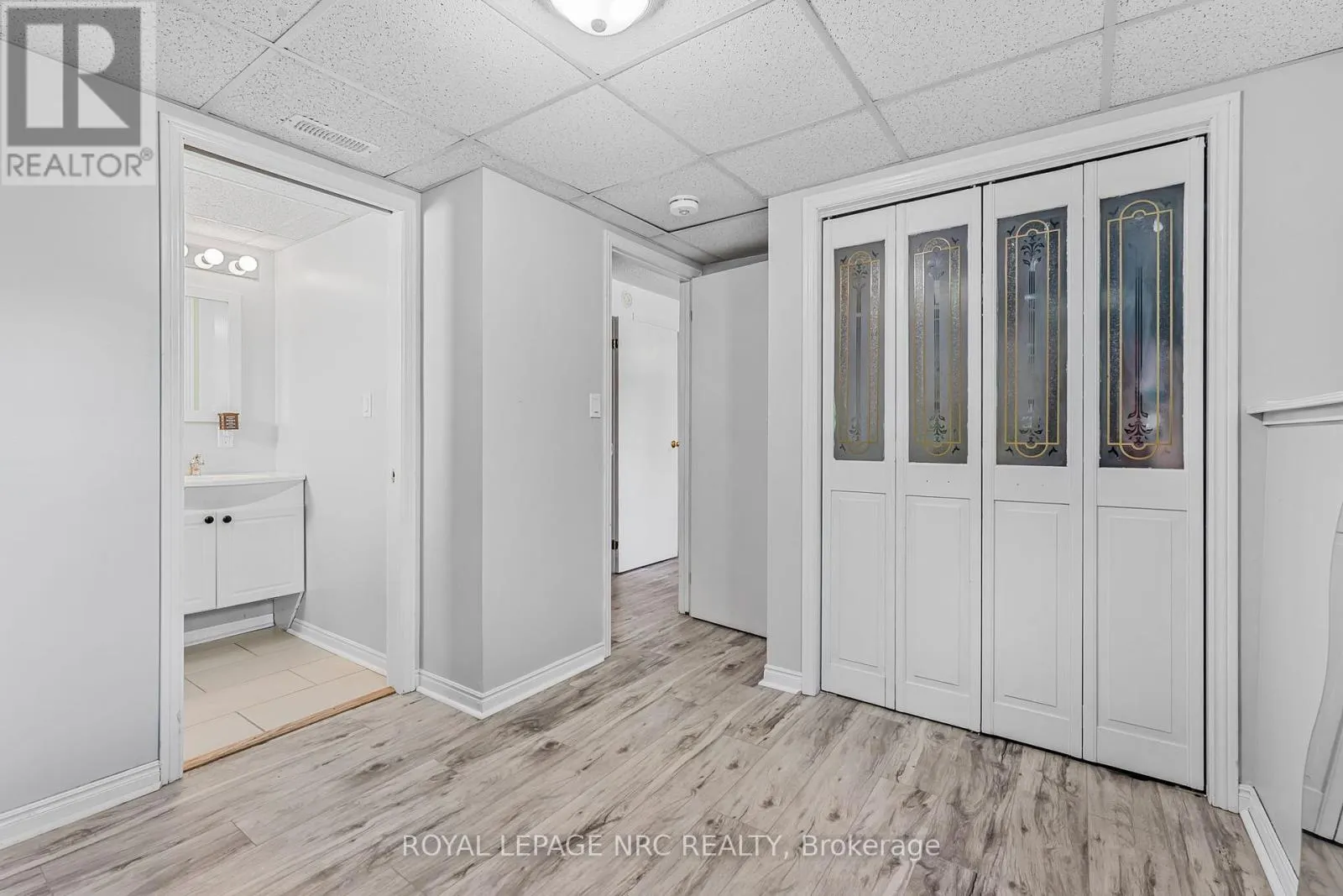 459 LAKEVIEW ROAD