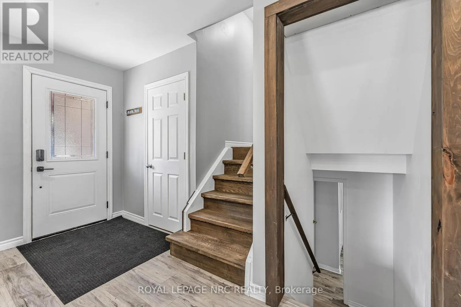 459 LAKEVIEW ROAD