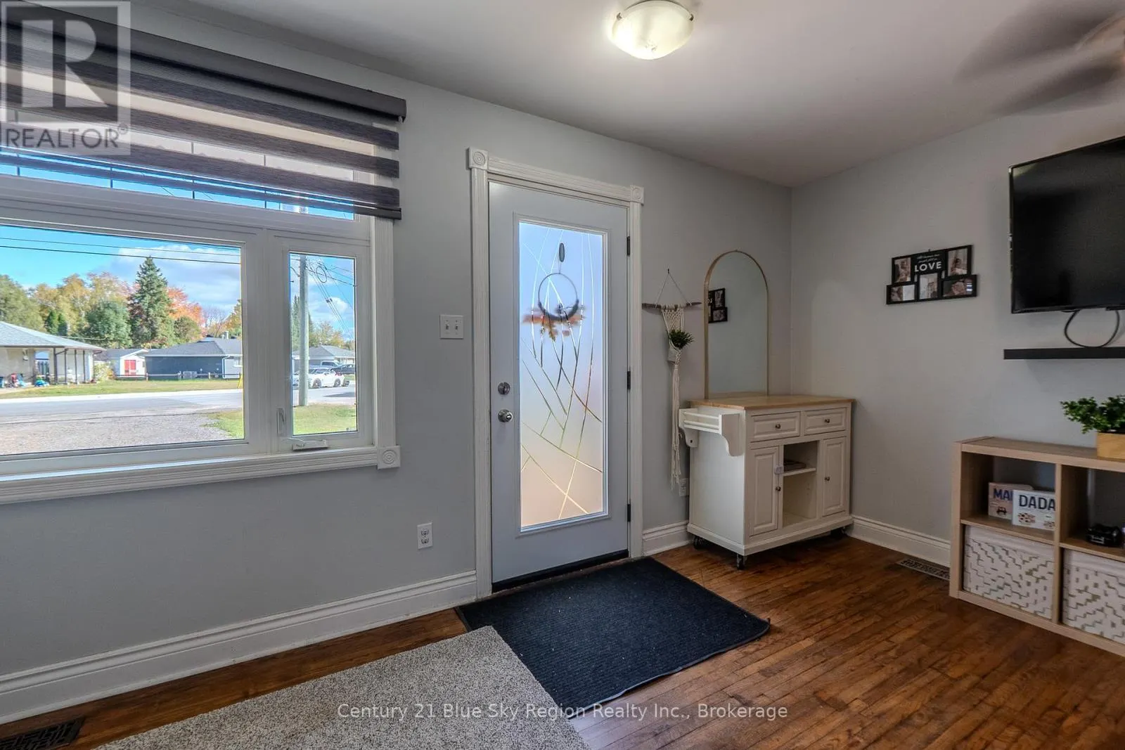 13 PRINCE EDWARD DRIVE