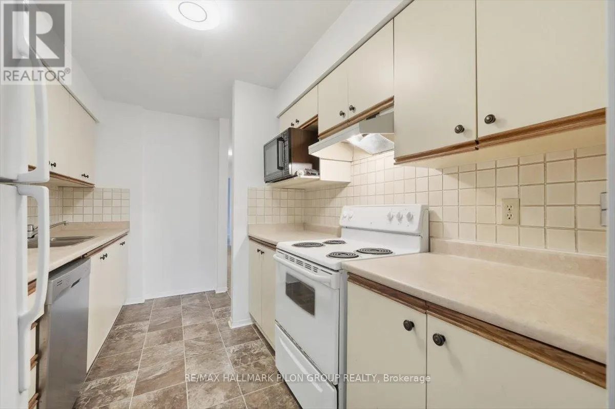 A - 85 FINDLAY AVENUE
