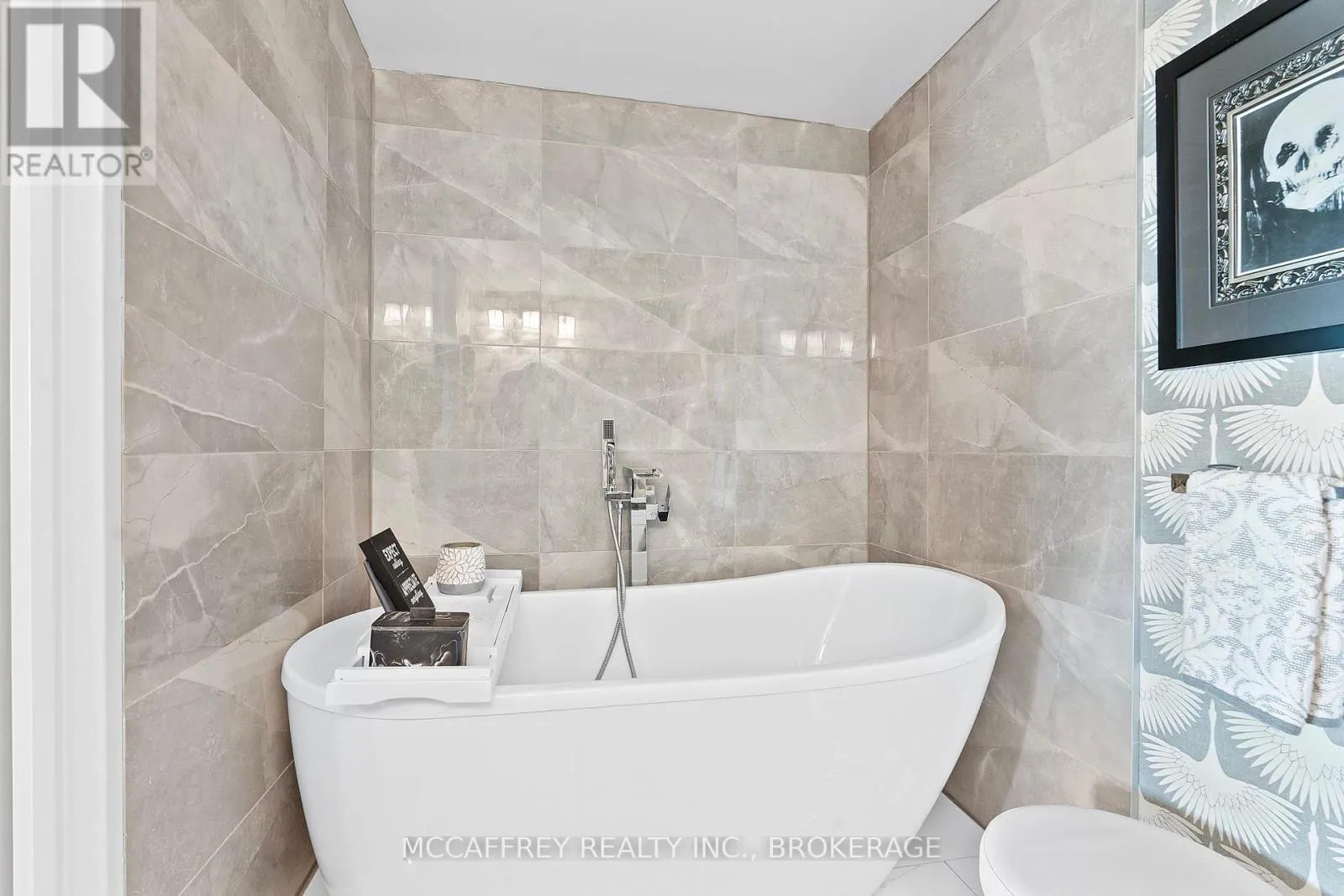 257 BATH ROAD