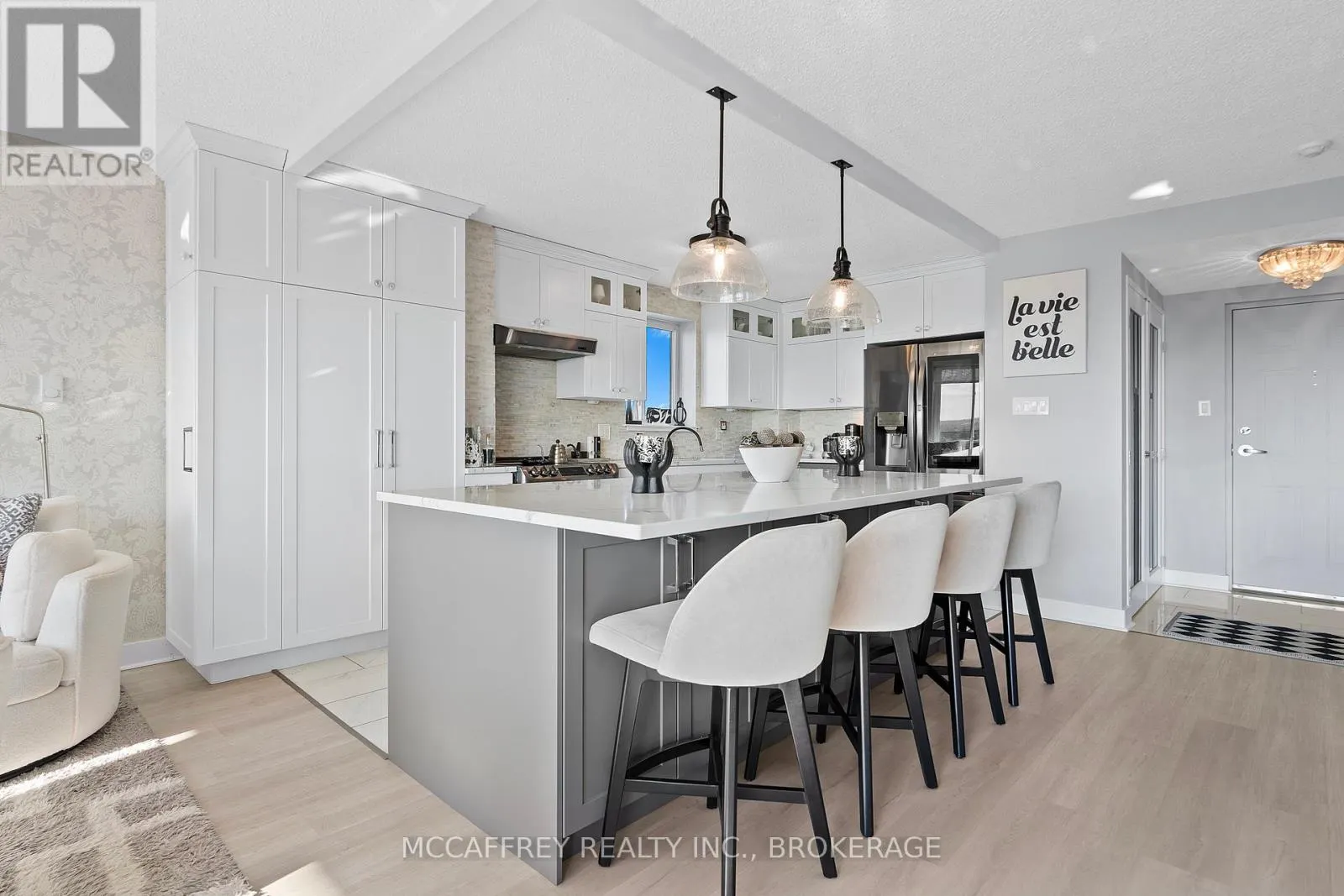 257 BATH ROAD