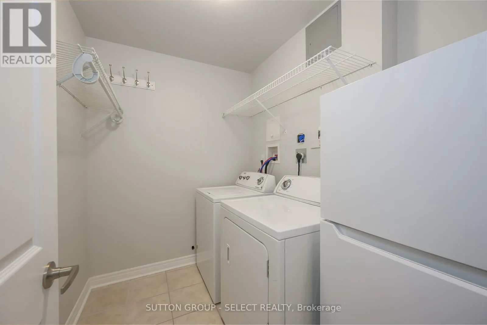 908 - 1030 CORONATION DRIVE, #908