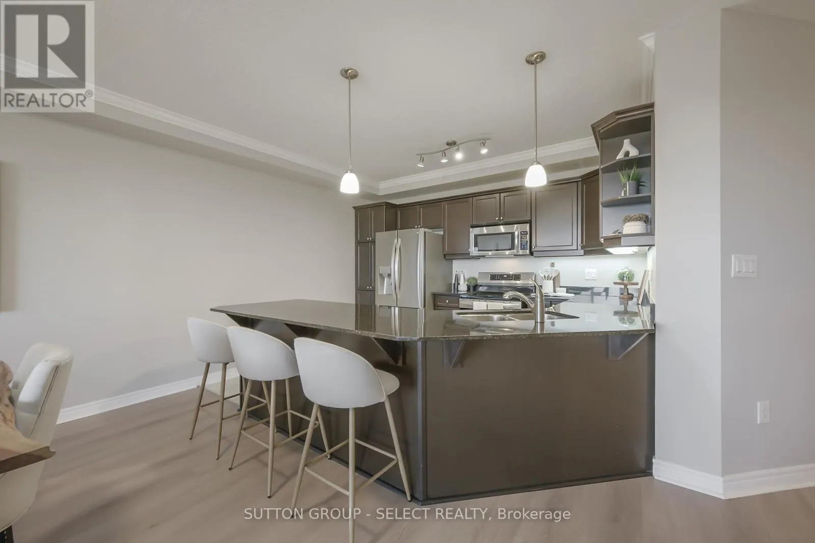 908 - 1030 CORONATION DRIVE, #908