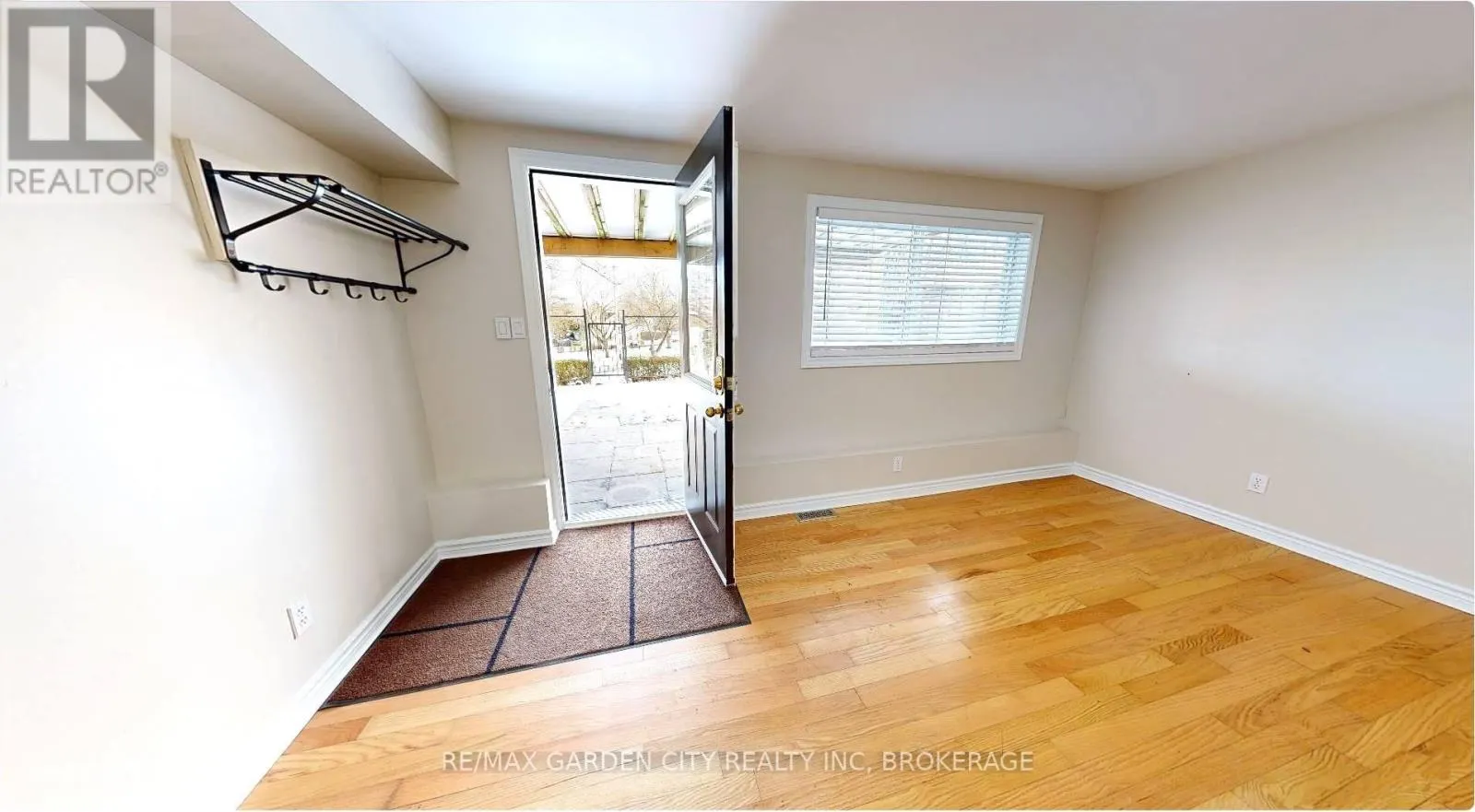 119B - 119 MAIN STREET W, #119B